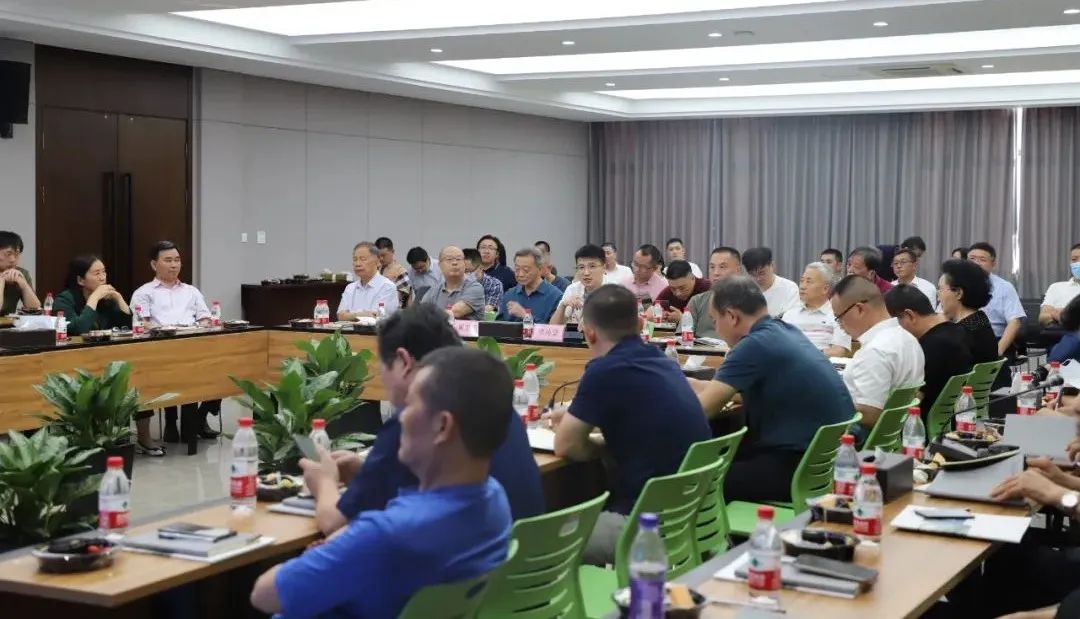 卓越企業家學習俱樂部走進通力科技參觀學習！